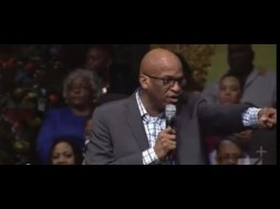 Donnie McClurkin and the Disciples at Pastor Andrae Crouch Celebration of Life Concert