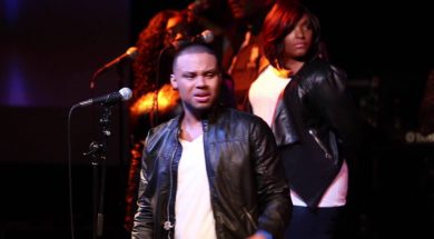 Todd Dulaney – Victory Belongs To Jesus (LIVE)