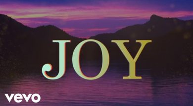 VaShawn Mitchell – Joy (Lyric Video/Live)