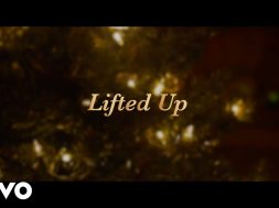 VaShawn Mitchell – Lifted Up (Official Video)